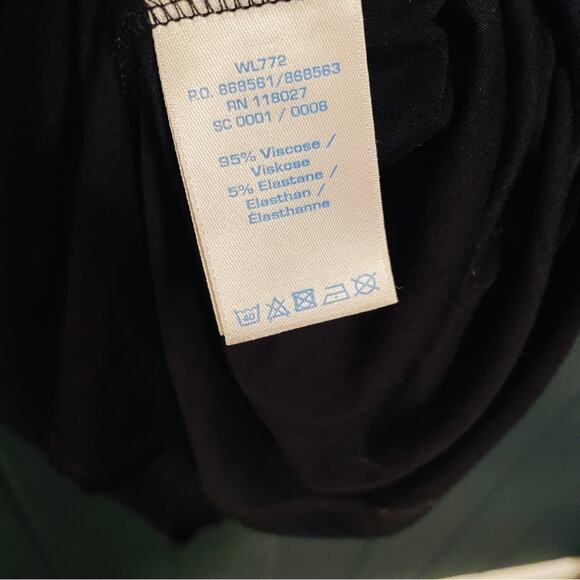 Boden black dress. three quarter length sleeves. Size 6 - Picture 3 of 4